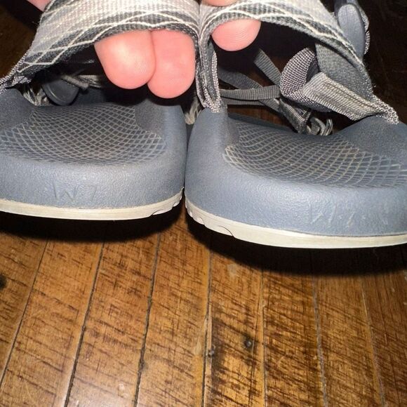 Chacos gray double strap classic size 7 hiking sandals - Picture 4 of 8